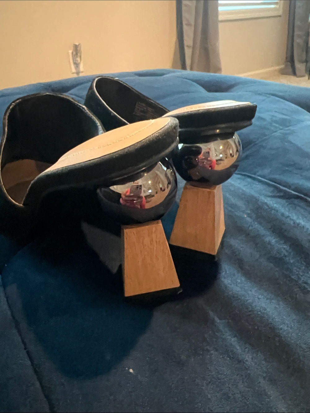 Alfani Black Pointed-Toe Suede Mules - Picture 4 of 6